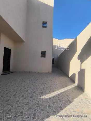 فيلا للبيع في شارع رقم 409, حي ظهرة لبن, مدينة الرياض, منطقة الرياض صورة 3
