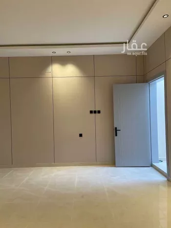 شقة للبيع في شارع الفرسان, حي عكاظ, مدينة الرياض, منطقة الرياض صورة 4
