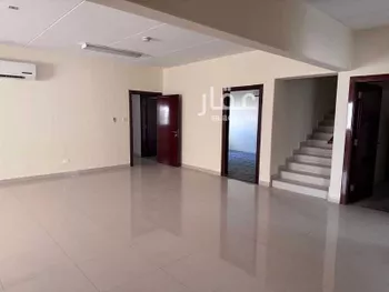 فيلا للبيع في شارع شارع الريل, مدينة مدينه الجبيل الصناعيه, المنطقة الشرقية صورة 4