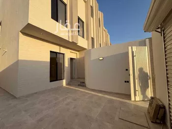 دور للبيع في شارع مصطفى عبدالرزاق, حي عكاظ, مدينة الرياض, منطقة الرياض صورة 2