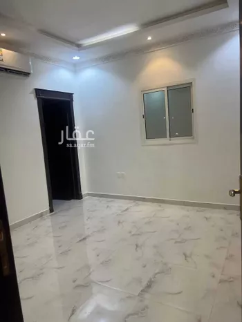فيلا للبيع في شارع محمد الأزرقي, حي المهدية, مدينة الرياض, منطقة الرياض صورة 3