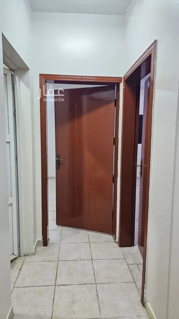 شقة للإيجار في شارع طريق العزيزية, حي الدار البيضاء, مدينة الرياض, منطقة الرياض صورة 2