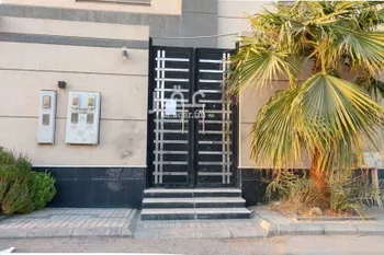 فيلا للإيجار في شارع حلب, حي العزيزية, مدينة الرياض, منطقة الرياض صورة 4