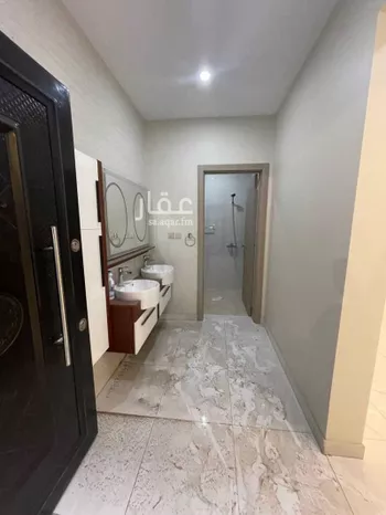فيلا للبيع في شارع عدي ابن ارطاة, حي الملك فهد, مدينة المدينه المنوره, منطقة المدينة المنورة صورة 3