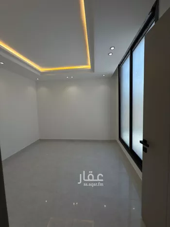 دور للبيع في شارع الإمام مسلم , حي بدر, مدينة الرياض, منطقة الرياض صورة 3