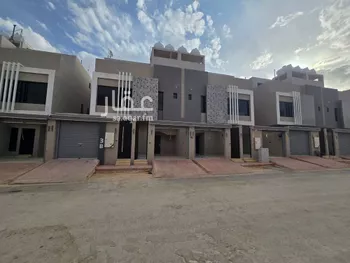 دور للبيع في شارع الإمام مسلم , حي بدر, مدينة الرياض, منطقة الرياض