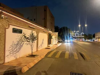 فيلا للبيع في شارع أبي قتادة الأنصاري, حي النهضة, مدينة الرياض, منطقة الرياض صورة 4