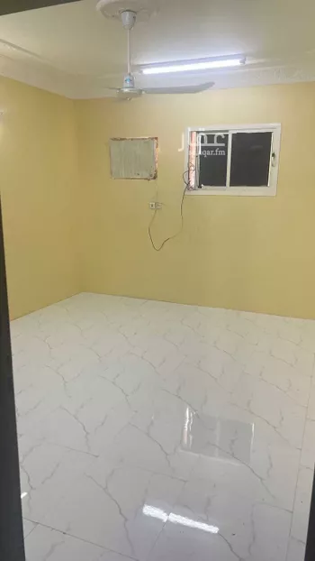 شقة للإيجار في شارع الشامية ، حي العزيزية ، الرياض ، منطقة الرياض صورة 3