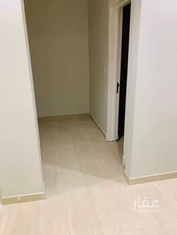فيلا للإيجار في شارع السلطان قابوس بن سعيد, حي المعيزيلة, مدينة الرياض, منطقة الرياض صورة 2