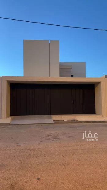 فيلا للبيع في شارع العام, حي حي ج9, مدينة حريملاء, منطقة الرياض