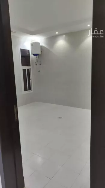دور للبيع في شارع محمد الأكحل, حي عكاظ, مدينة الرياض, منطقة الرياض صورة 3