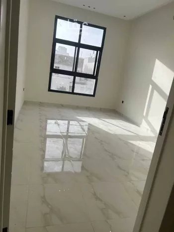 شقة للبيع في شارع ريس, حي بدر, مدينة الرياض, منطقة الرياض صورة 2