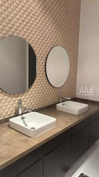 فيلا للبيع في شارع الأخضر, حي الندى, مدينة الرياض, منطقة الرياض صورة 4