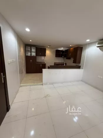 شقة للإيجار في شارع أحمد السويدي, حي شبرا, مدينة الرياض, منطقة الرياض