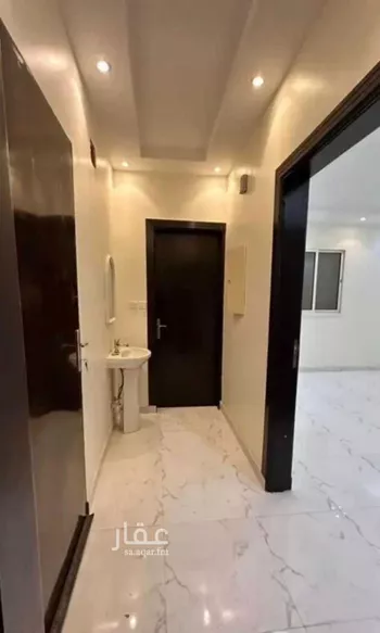 فيلا للبيع في شارع أبي عبدالله بن المفرج, حي البيان, مدينة الرياض, منطقة الرياض صورة 2