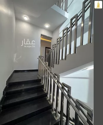 شقة للبيع في شارع صدقة بن مكارم, حي التعاون, مدينة خميس مشيط, منطقة عسير صورة 3