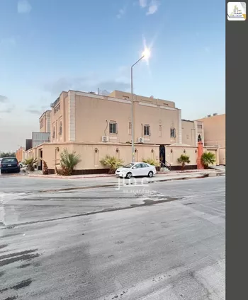 فيلا للبيع في شارع أحمد بن هاشم, حي إشبيلية, مدينة الرياض, منطقة الرياض صورة 2