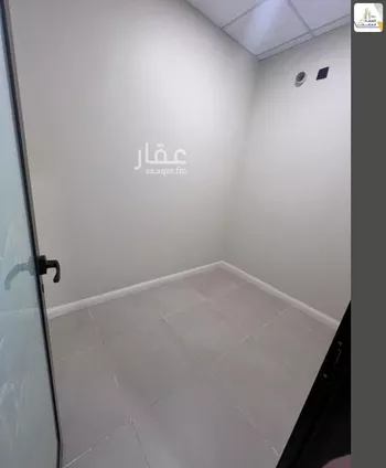 شقة للإيجار في شارع أحمد المالكي, حي الروضة, مدينة الرياض, منطقة الرياض صورة 5