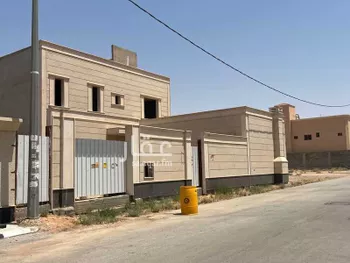 فيلا للبيع في شارع الشفاء, حي القادسية, مدينة البكيريه, منطقة القصيم صورة 3