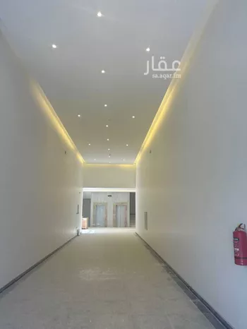 مكتب تجاري للإيجار في شارع الامير مقرن بن عبدالعزيز, حي النزهة, مدينة الرياض, منطقة الرياض صورة 4