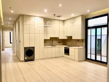شقة للبيع في شارع الثمامه, حي قرطبة, مدينة الرياض, منطقة الرياض صورة 4