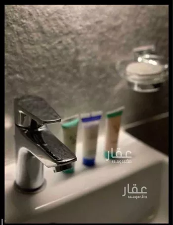 شقة مفروشة للحجز في شارع أبي الطاهر الكناني ، حي الربوة ، جدة ، جدة صورة 5