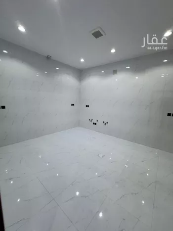 فيلا للبيع في شارع عسير, حي ظهرة لبن, مدينة الرياض, منطقة الرياض صورة 3