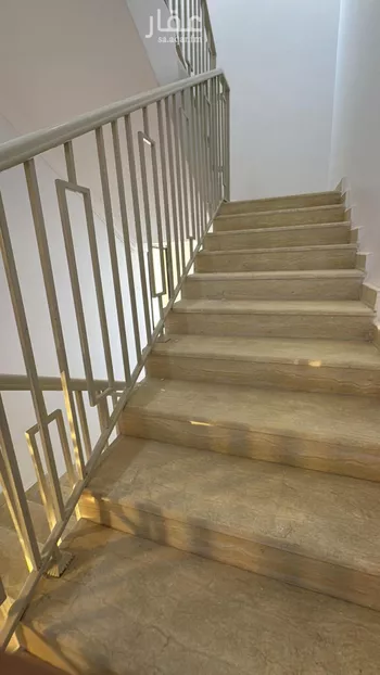 دور للبيع في شارع إبراهيم رفعت, حي عكاظ, مدينة الرياض, منطقة الرياض صورة 2