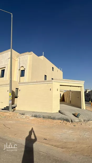 دور للبيع في شارع إبراهيم رفعت, حي عكاظ, مدينة الرياض, منطقة الرياض