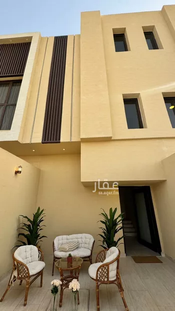 دور للبيع في شارع الفل, حي عكاظ, مدينة الرياض, منطقة الرياض صورة 2