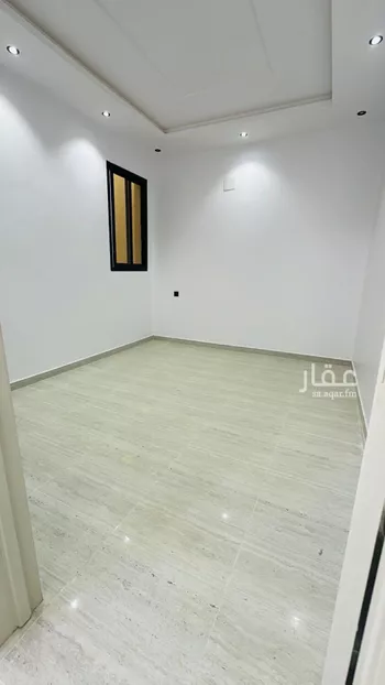 دور للبيع في شارع خوارزم, حي عكاظ, مدينة الرياض, منطقة الرياض صورة 5