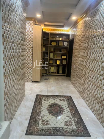 فيلا للبيع في شارع ابن ظفر الصقلي, حي ظهرة لبن, مدينة الرياض, منطقة الرياض صورة 3