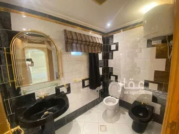 فيلا للبيع في شارع عمر بن بكر, حي مغرزات, مدينة الرياض, منطقة الرياض صورة 5