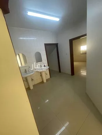 شقة للإيجار في شارع صلاح الدين الايوبي الفرعي, حي الربوة, مدينة الرياض, منطقة الرياض صورة 5