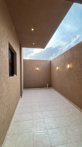 فيلا للبيع في شارع سلم بن أبي الذيال, حي شوران, مدينة المدينه المنوره, منطقة المدينة المنورة صورة 3