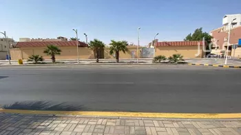 أرض للإيجار في شارع النماص, حي العزيزية, مدينة الرياض, منطقة الرياض
