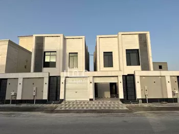 فيلا للبيع في شارع 1 ضاحية الملك فهد, حي ضاحية الملك فهد, مدينة الدمام, المنطقة الشرقية صورة 3