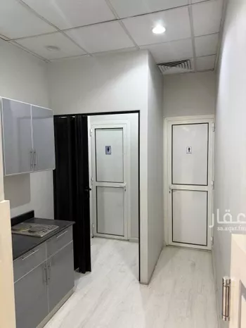 مكتب تجاري للإيجار في شارع التخصصي, حي النخيل, مدينة الرياض, منطقة الرياض صورة 3