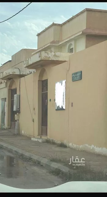 فيلا للبيع في شارع طريق الملك فيصل, حي الحزم, مدينة حريملاء, منطقة الرياض