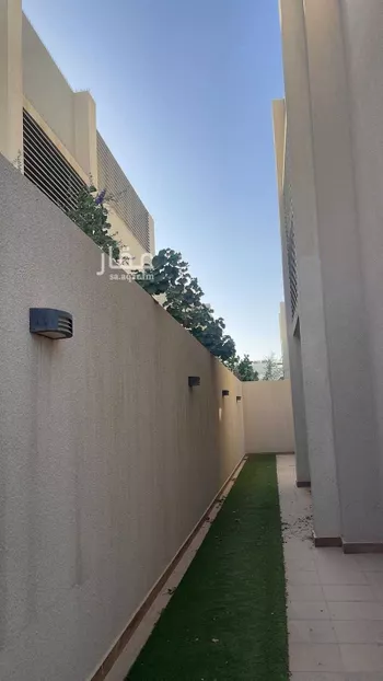 فيلا للإيجار في شارع يحيى المفتي, حي الرمال, مدينة الرياض, منطقة الرياض صورة 3