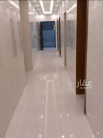 عمارة للبيع في حي منطقة الخدمات المساندة, مدينة الدمام, المنطقة الشرقية صورة 2