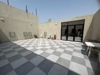 عمارة للإيجار في طريق الليث الفرعي ، حي الفضيلة ، جدة ، جدة صورة 3