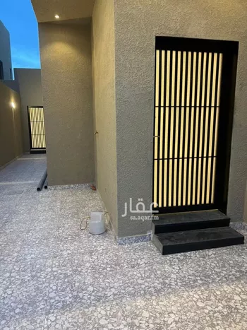 دور للبيع في شارع عبدالرحمن بن مفيريج, حي العريجاء الأوسط, مدينة الرياض, منطقة الرياض صورة 2
