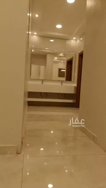 فيلا للبيع في شارع عبد الله بن الخطاب, حي ضاحية الملك فهد, مدينة الدمام, المنطقة الشرقية صورة 5