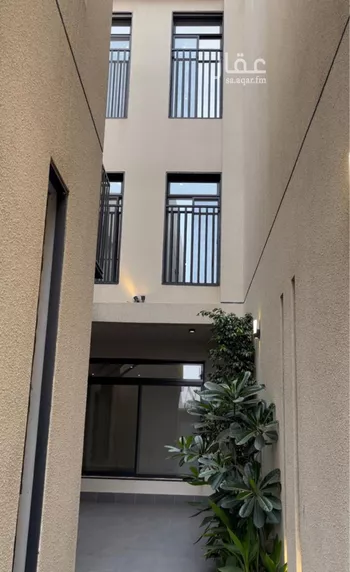 فيلا للبيع في شارع طفيل بن الحارث بن المطلب, حي المعارض, مدينة خميس مشيط, منطقة عسير صورة 2