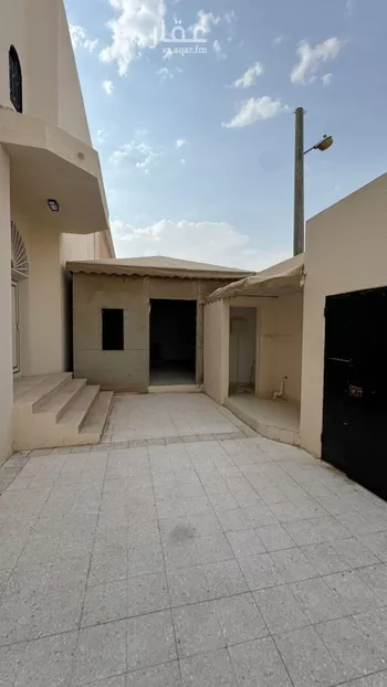 فيلا للبيع في شارع عائشة بنت عبد الرحمن, حي الفيصلية, مدينة الخرج, منطقة الرياض صورة 2