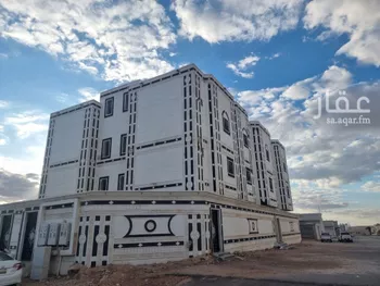 عمارة للبيع في حي ضاحية الملك فهد, مدينة عرعر, منطقة الحدود الشماليه صورة 2