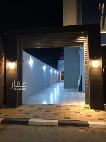 فيلا للبيع في شارع نصر الحراني, حي الحلقة الشرقية, مدينة امارة منطقة مكة المكرمة - الطائف, منطقة مكة المكرمة صورة 2