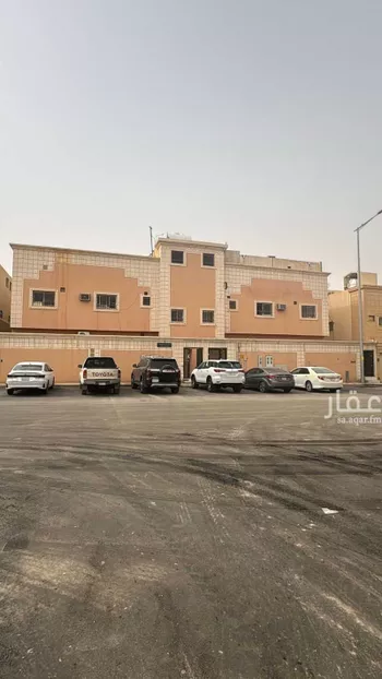 عمارة للبيع في شارع الطائف ، حي ظهرة لبن ، الرياض ، منطقة الرياض