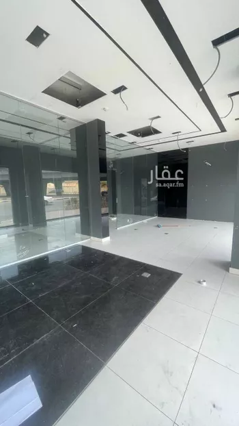 محل للإيجار في شارع طريق المطار, حي القيم الأعلى, مدينة امارة منطقة مكة المكرمة - الطائف, منطقة مكة المكرمة